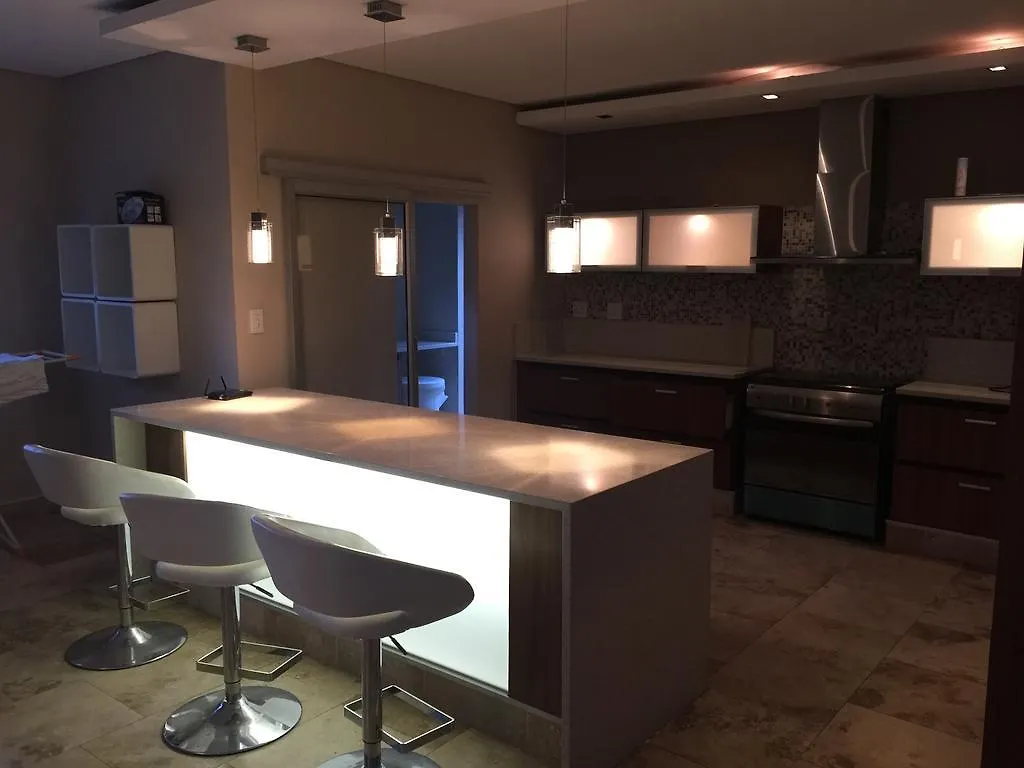 Sunset Beach Guesthouse Ciudad del Cabo