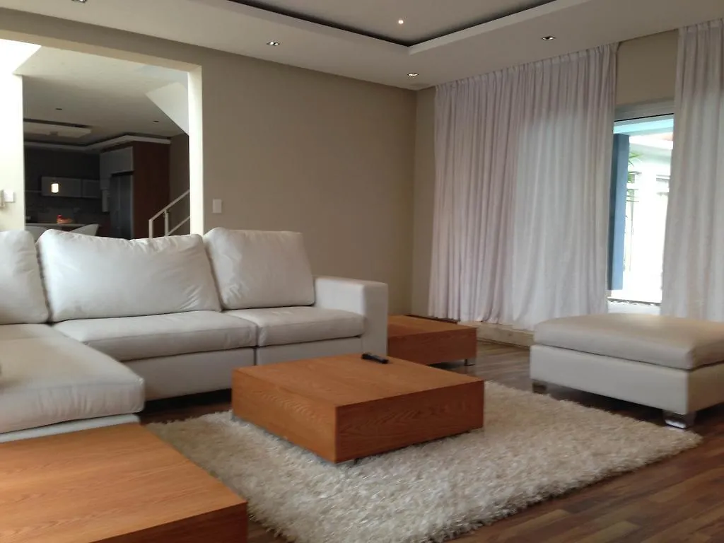 Sunset Beach Guesthouse Ciudad del Cabo